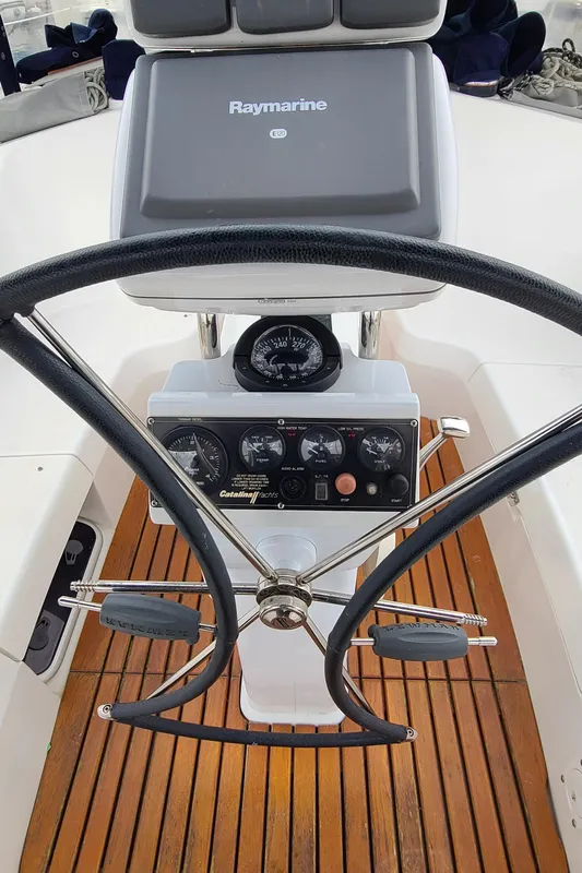 2009 Catalina 375