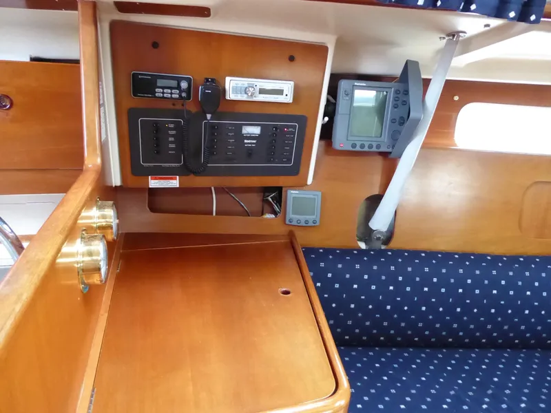 Nav station