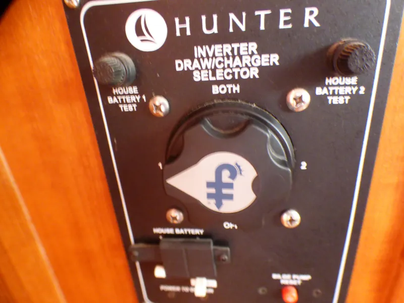 2002 Hunter Passage 420