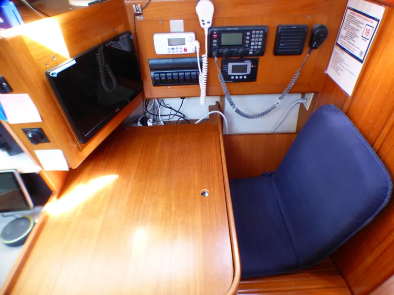 2002 Hunter Passage 420