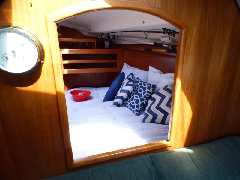 2002 Hunter Passage 420