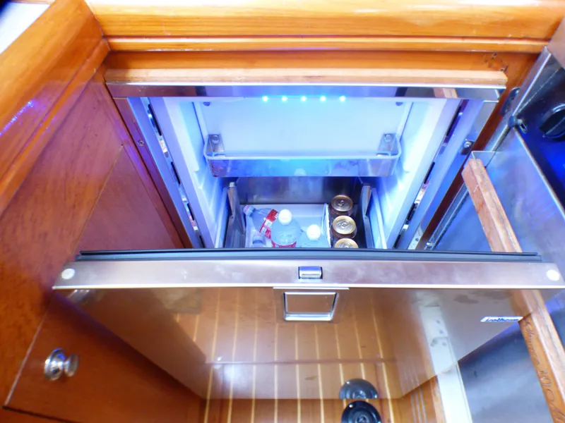 2002 Hunter Passage 420