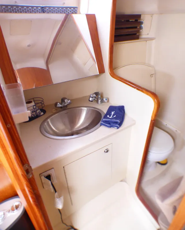 2002 Hunter Passage 420