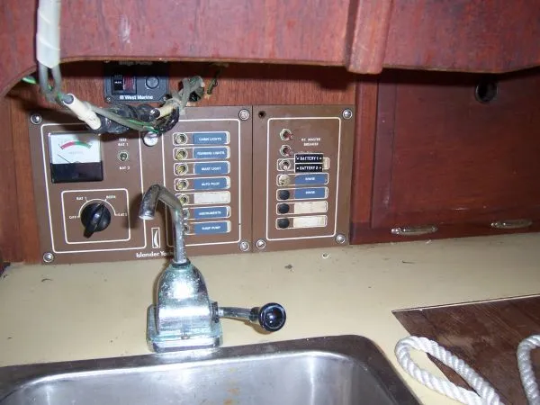 1978 Islander Sloop