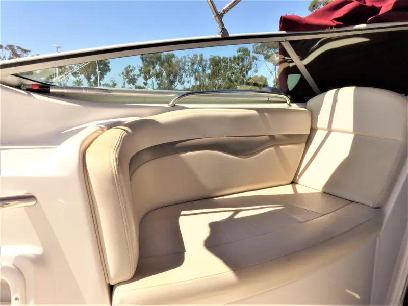 2005 Chaparral 270 Signature