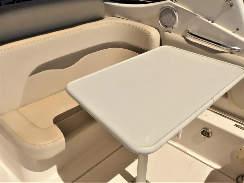 2005 Chaparral 270 Signature
