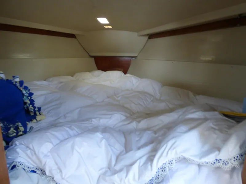 1983 Catalina 30