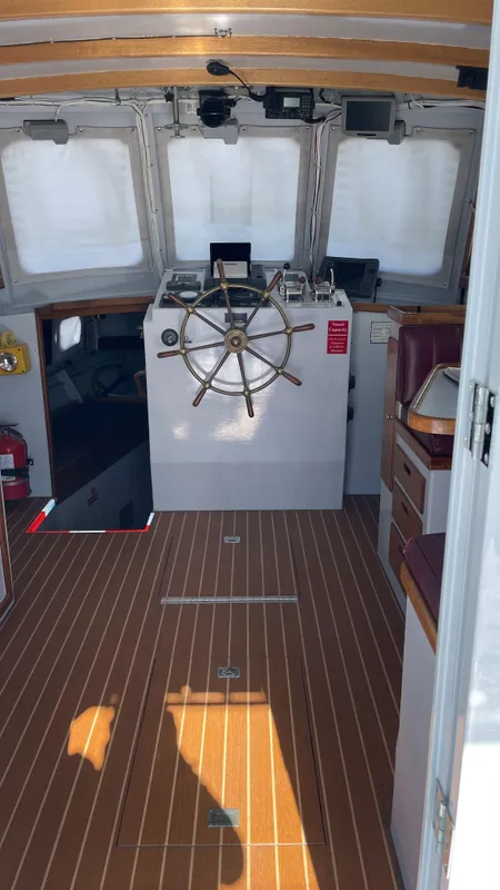 2005 Seaway Pilot House