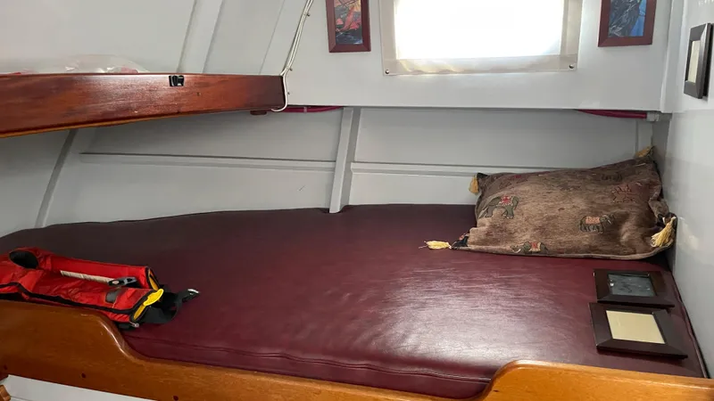 2005 Seaway Pilot House