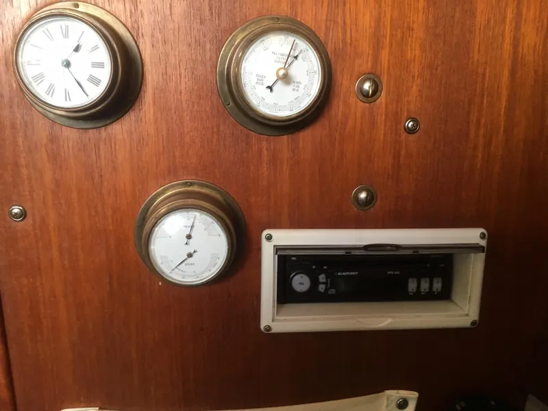1985 Catalina 30