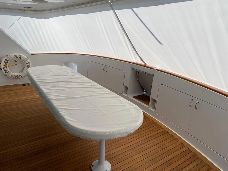 1991 Hatteras 105 Raised Pilothouse