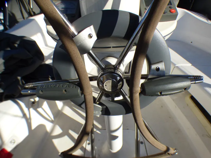 2003 Hunter 356