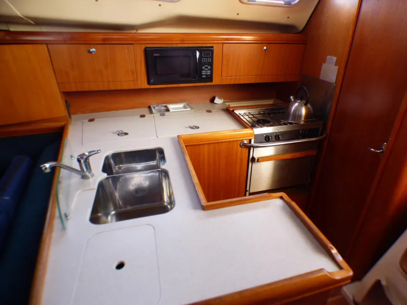 2003 Hunter 356