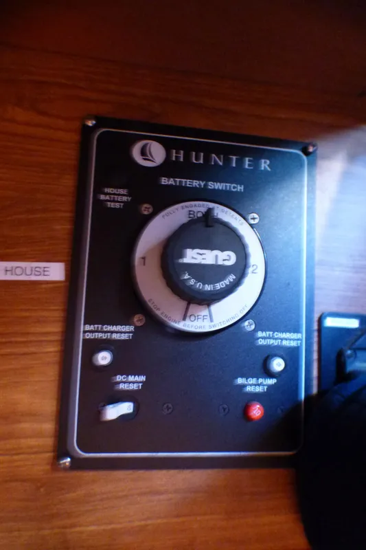 2003 Hunter 356