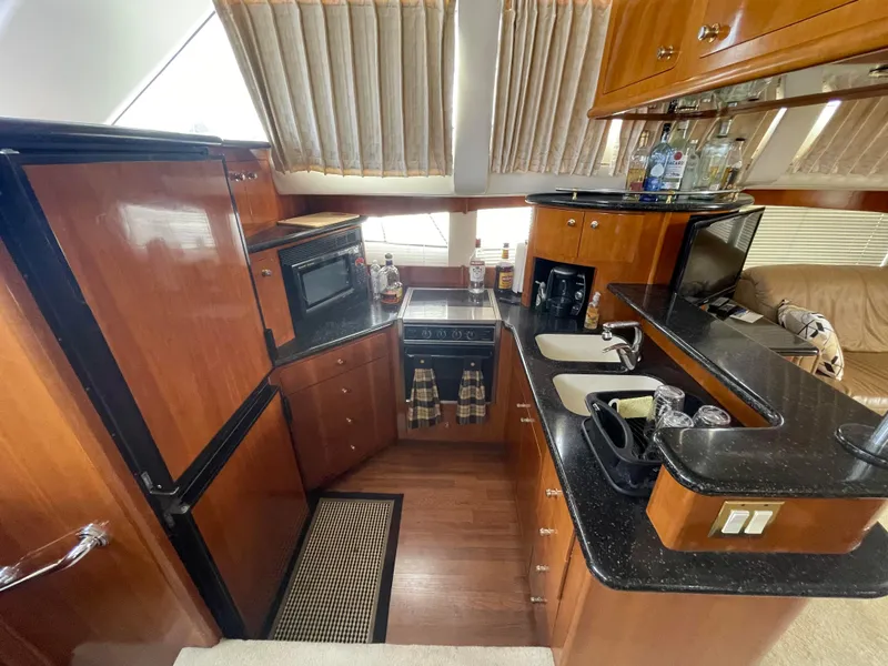 2000 Carver 506 Motor Yacht