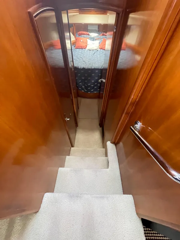 2000 Carver 506 Motor Yacht