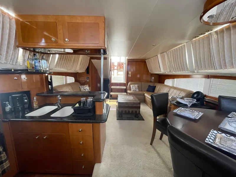 2000 Carver 506 Motor Yacht