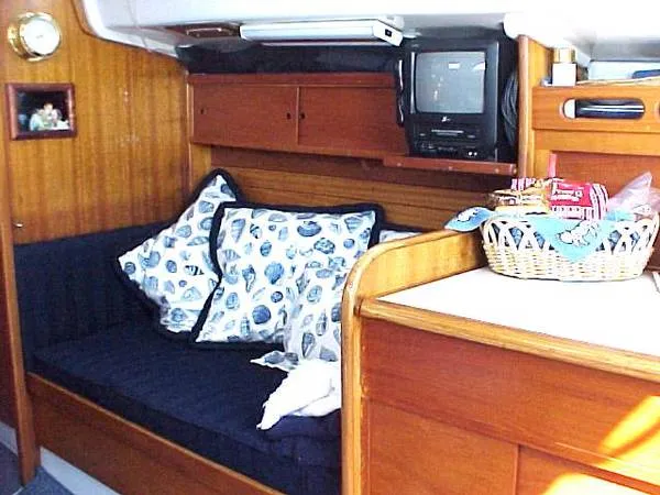 1976 Ericson Sloop