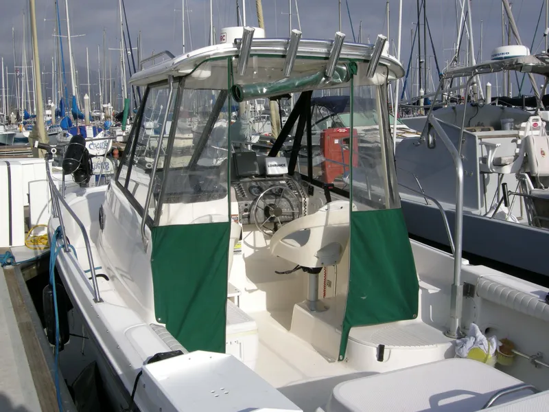 2003 Bayliner 2052 Trophy Walkaround