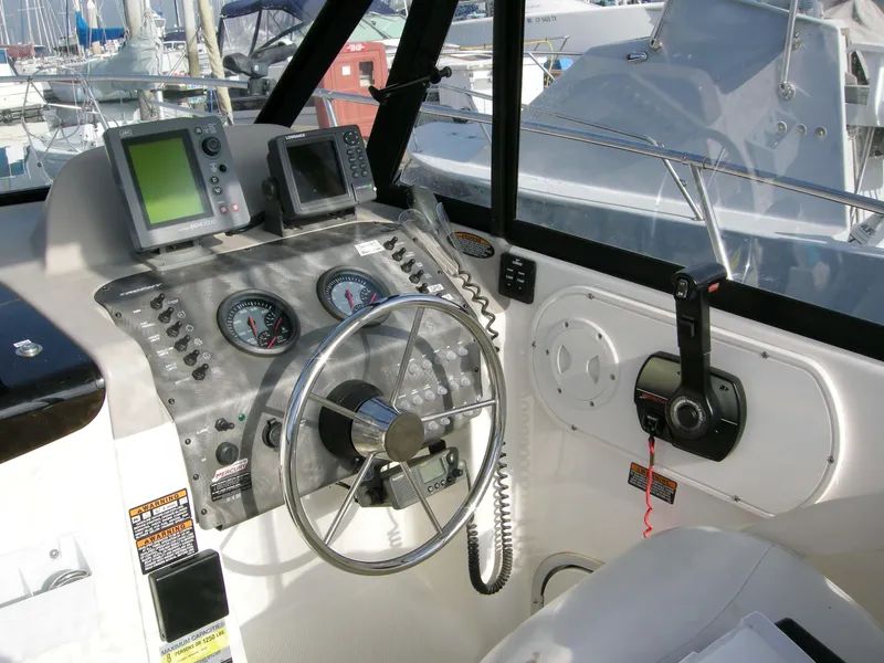 2003 Bayliner 2052 Trophy Walkaround