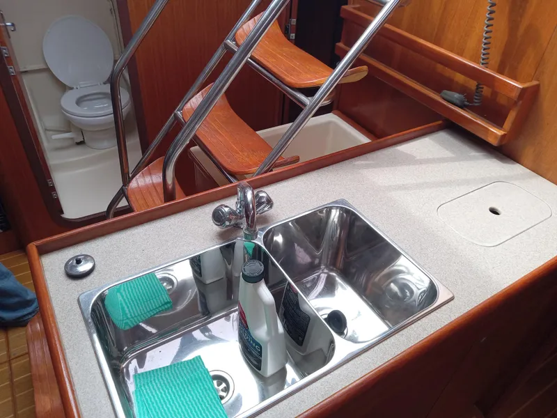 2000 Hunter 460