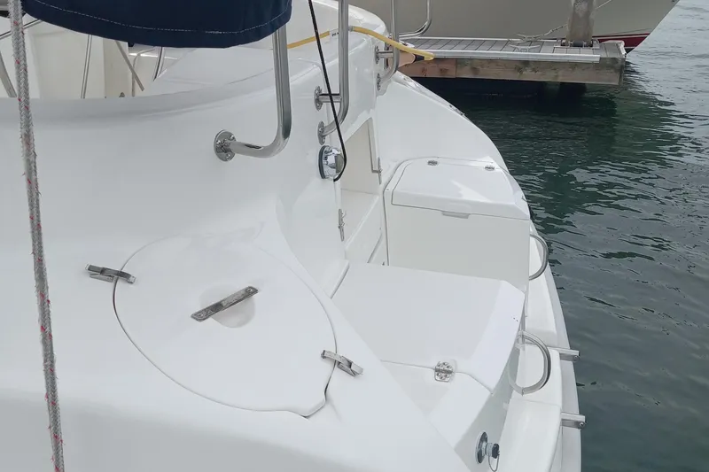 2000 Hunter 460
