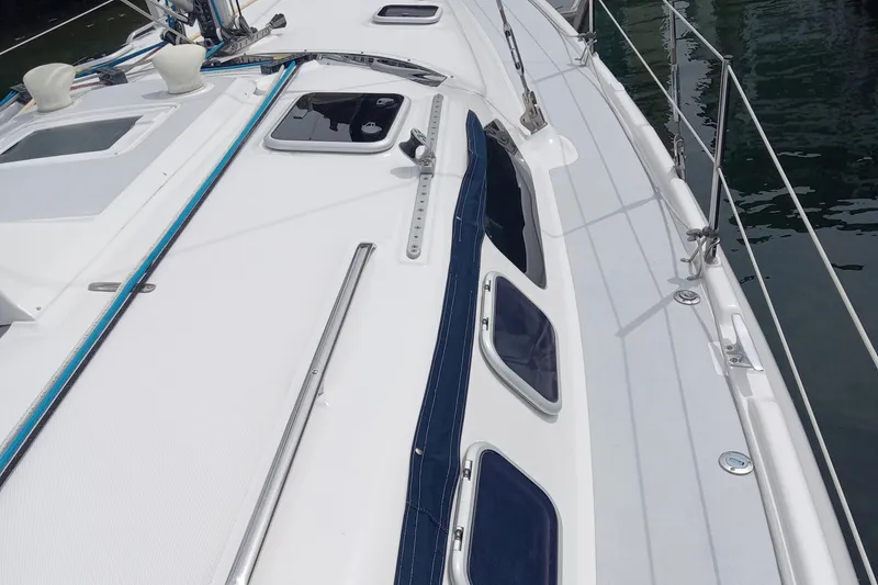 2000 Hunter 460