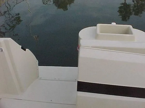 transom door & bait tank
