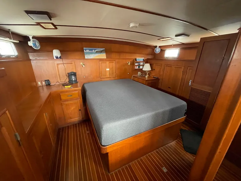 1985 Sea Ranger 46 motoryacht