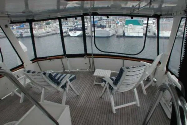 1986 Spindrift Sundeck Motoryacht