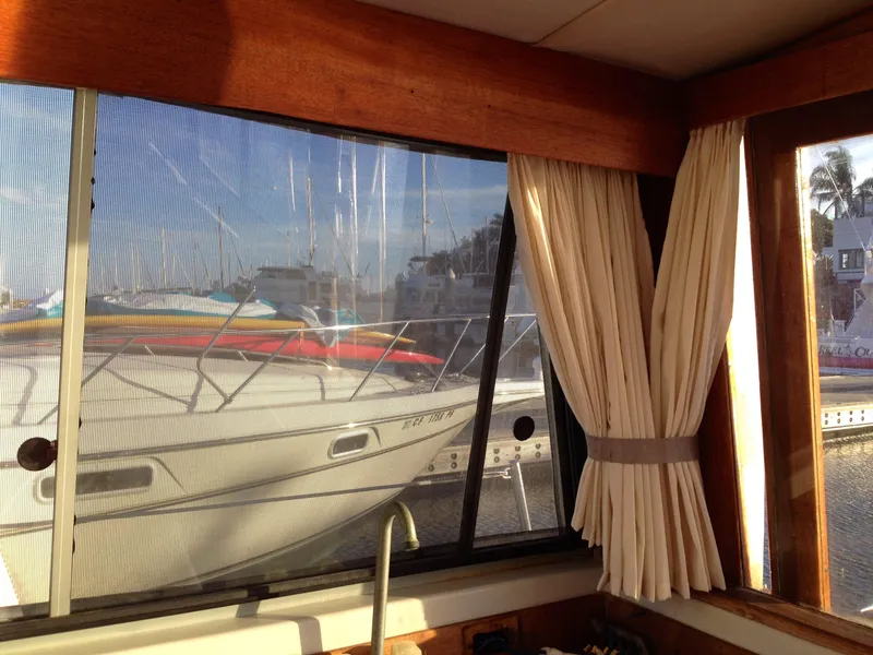 1987 Bayliner 3870 Motoryacht