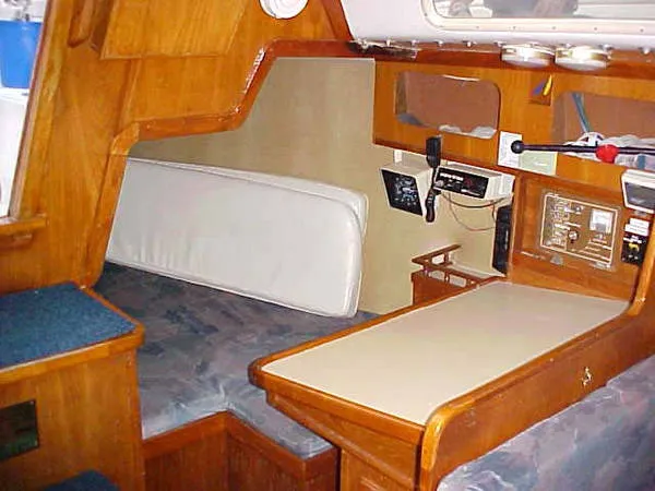 1979 CF 37