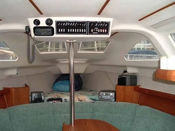 1996 Hunter 280