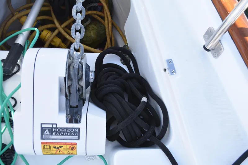 2004 Beneteau 423