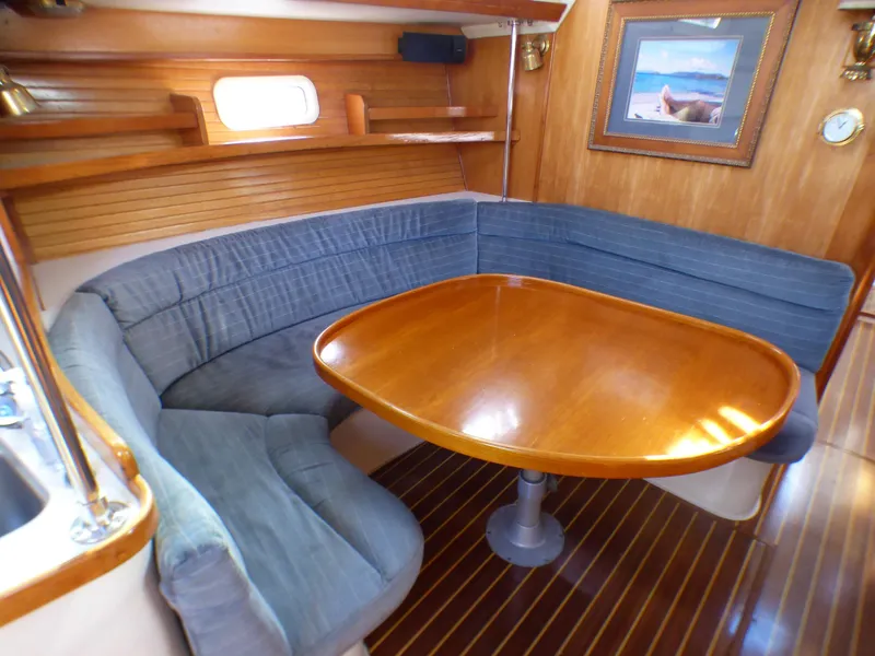 Dinette that converts