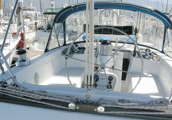 1993 Catalina Morgan Center Cockpit