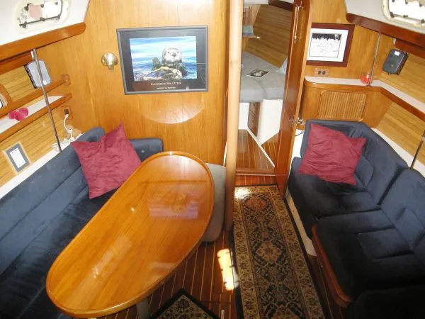 1993 Catalina Morgan Center Cockpit