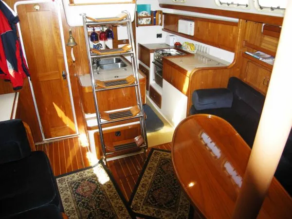 1993 Catalina Morgan Center Cockpit