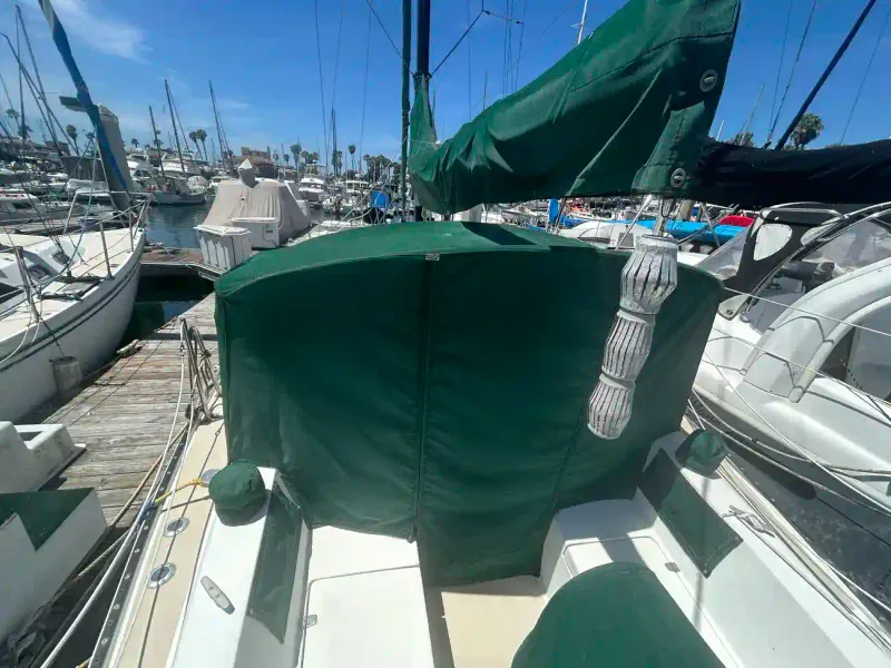 1985 Catalina 30