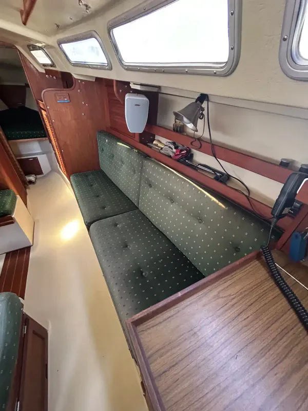 1985 Catalina 30