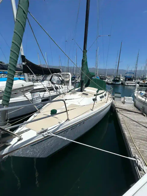 1985 Catalina 30
