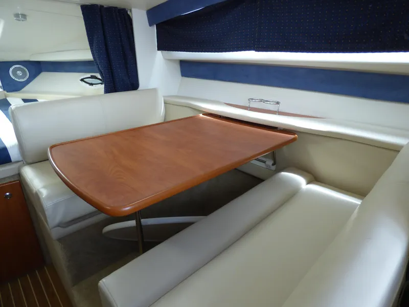 2008 Bayliner 285