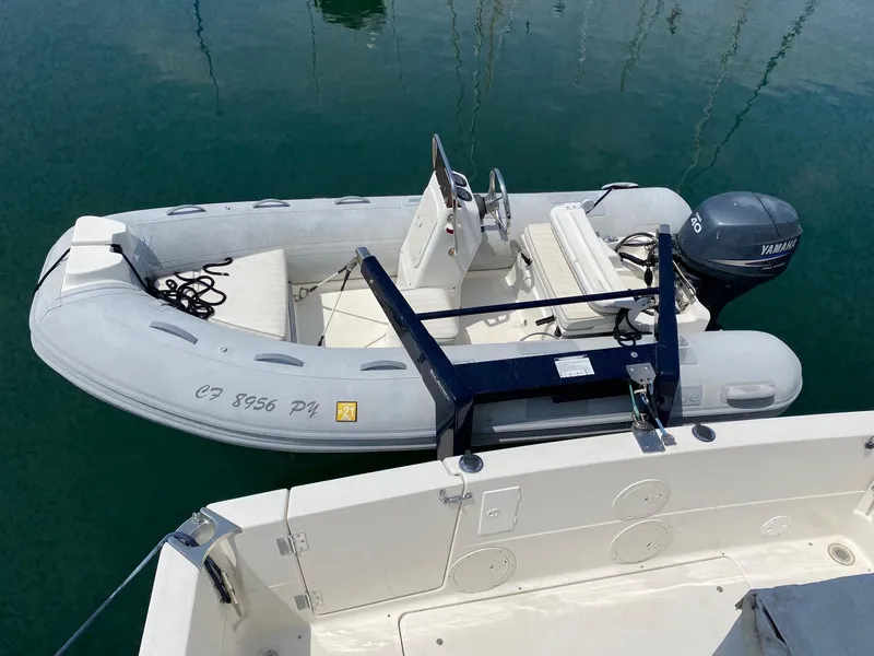 2001 Bayliner 4087 Aft Cabin Motoryacht