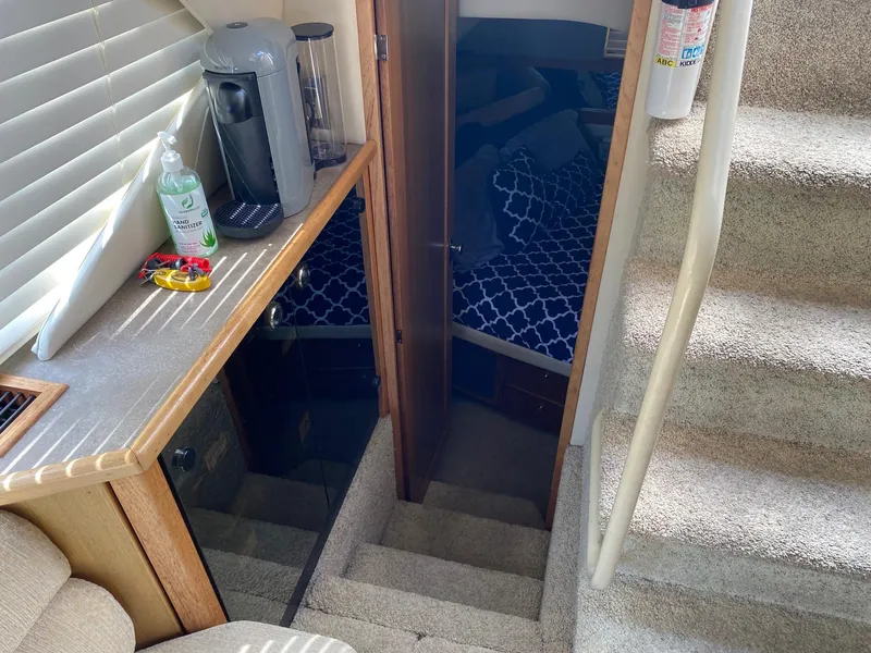2001 Bayliner 4087 Aft Cabin Motoryacht