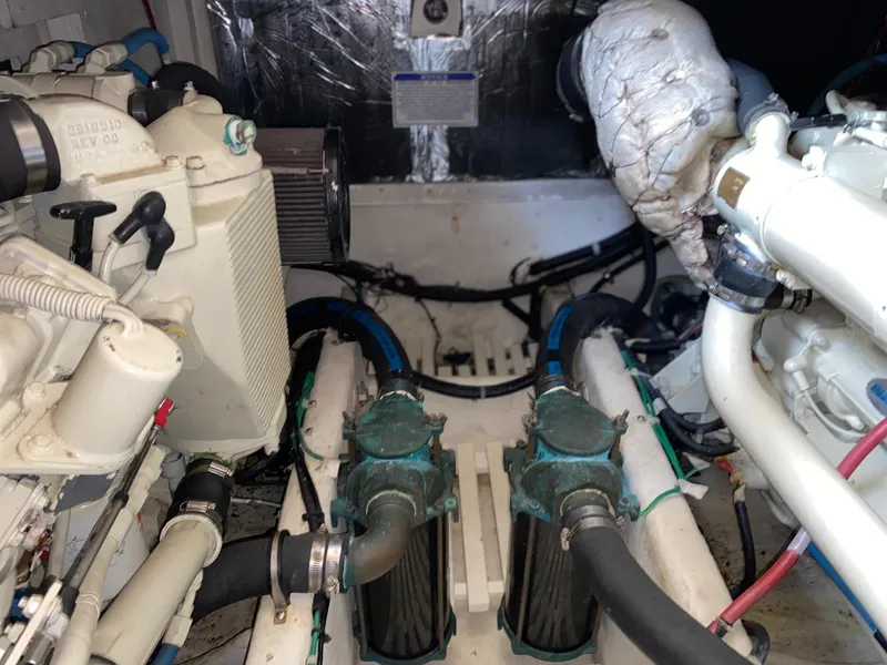 2001 Bayliner 4087 Aft Cabin Motoryacht