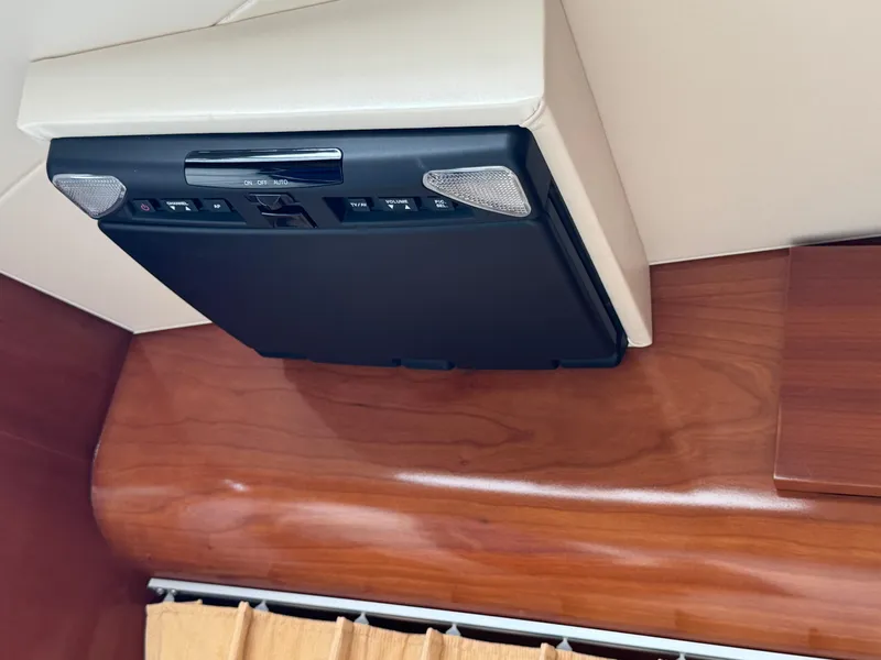 2004 Carver 366 Motor Yacht