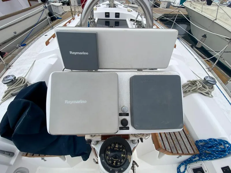 1987 Hunter Legend 40