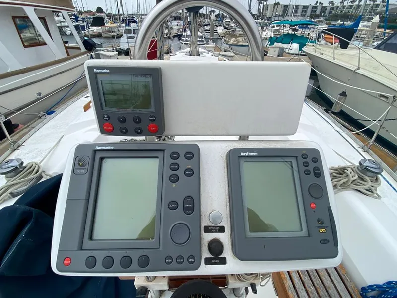 1987 Hunter Legend 40