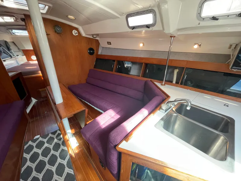 1987 Hunter Legend 40