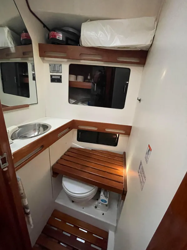 1987 Hunter Legend 40